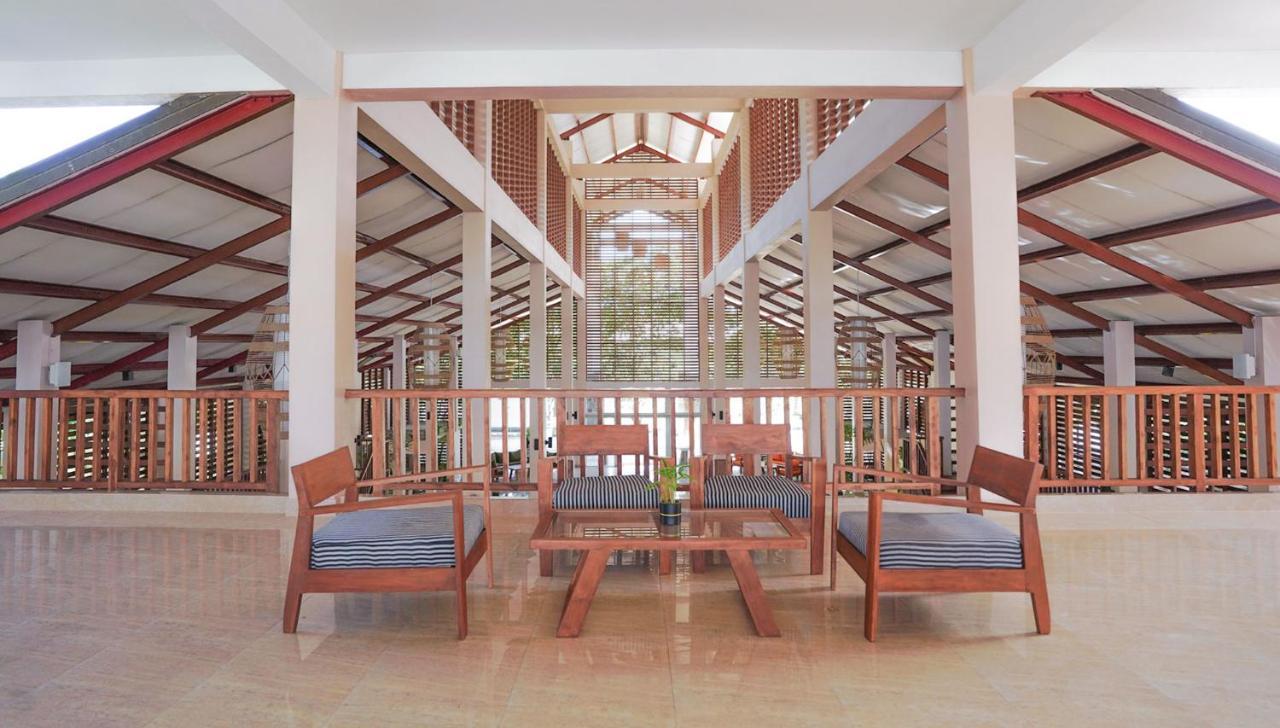 Hotel Breeze Pasikudah Passikudah Exterior foto